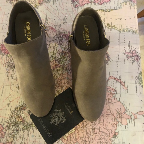 ankle boots - Picture 2 of 3